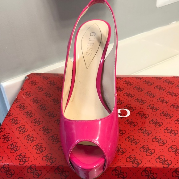 Sandals - Picture 2 of 5